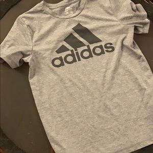 Boys Adidas gray shirt 10/12